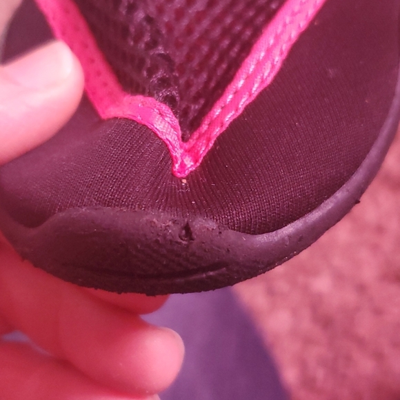 Water shoes size girls 13 - Picture 2 of 2